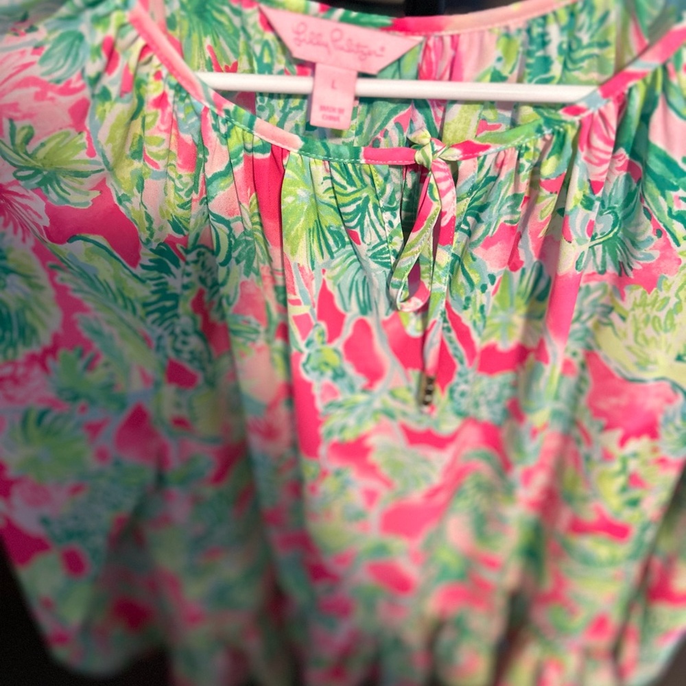 Lilly Pulitzer top NWOT!!